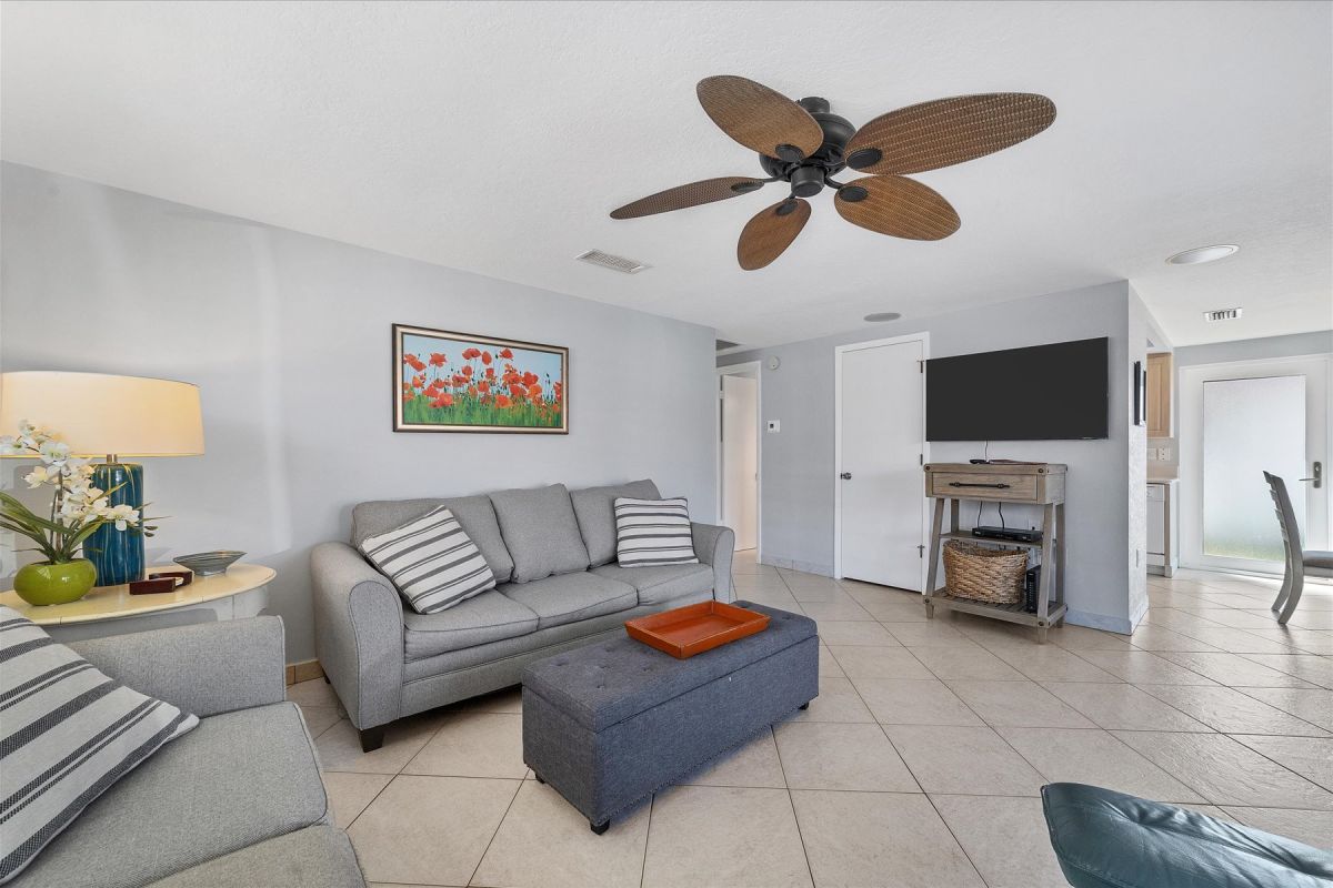 Villa B04 | Siesta Key, FL | The Casa Blanca